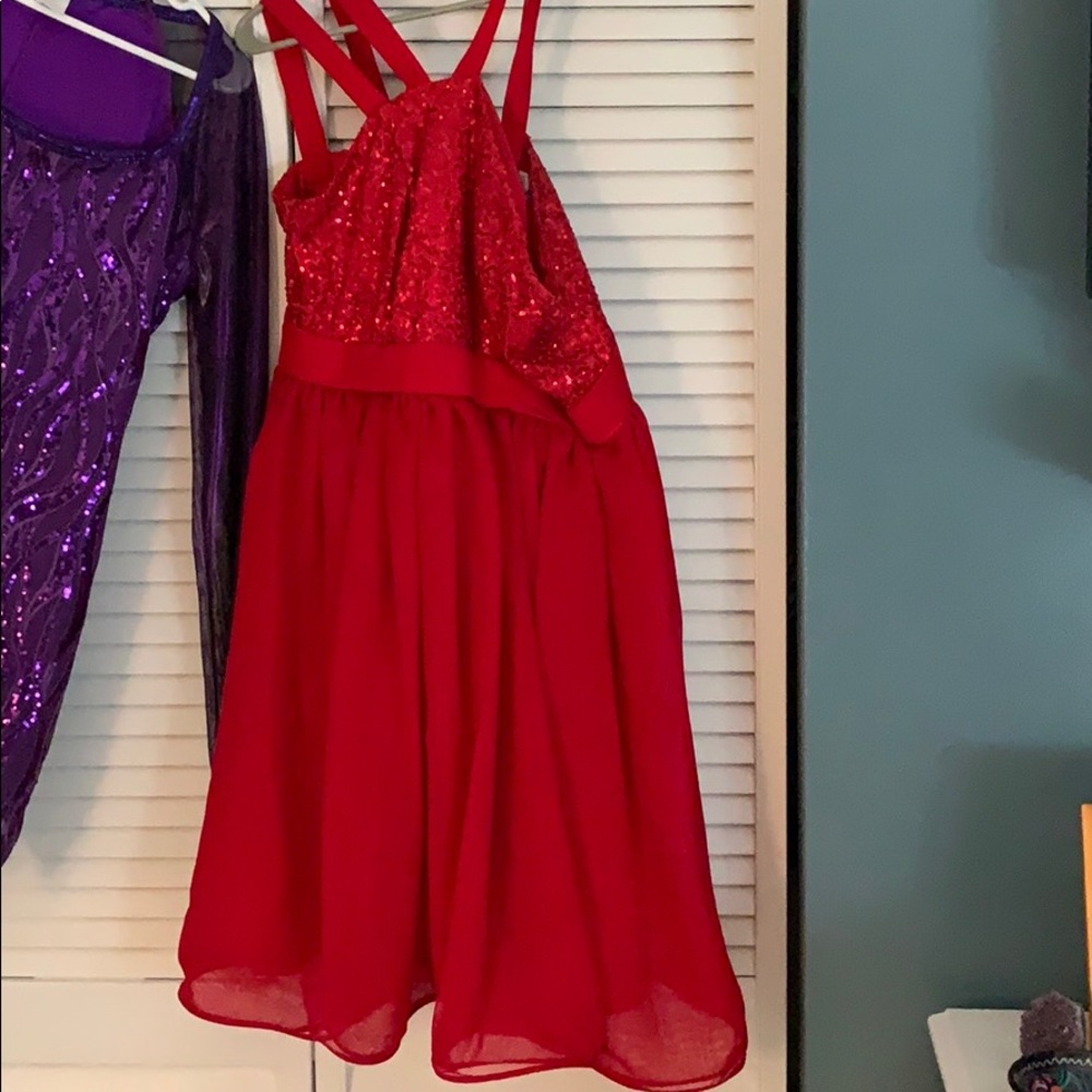 1 dress